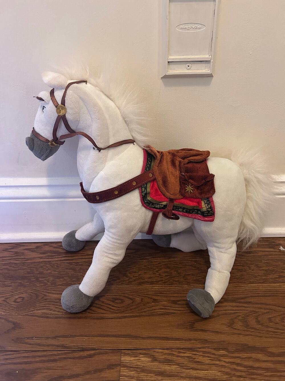 Disney Store Tangled Maximus Plush Horse Posable White Royal Guard Stuffed Toy